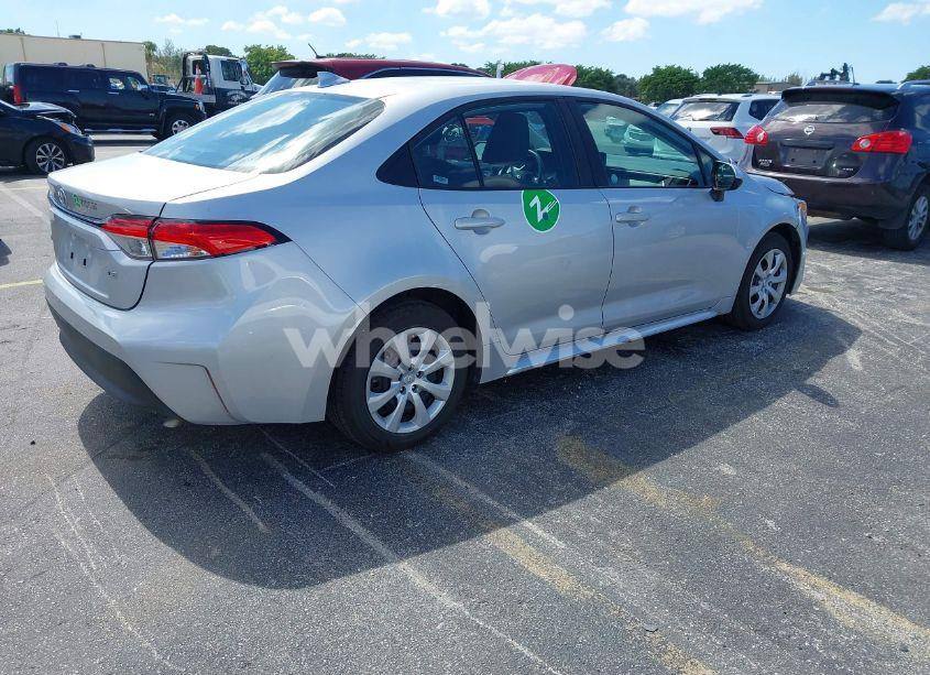 Photo 4 of 2024 Toyota Corolla LE (VIN 5YFB4MDE3RP148401)