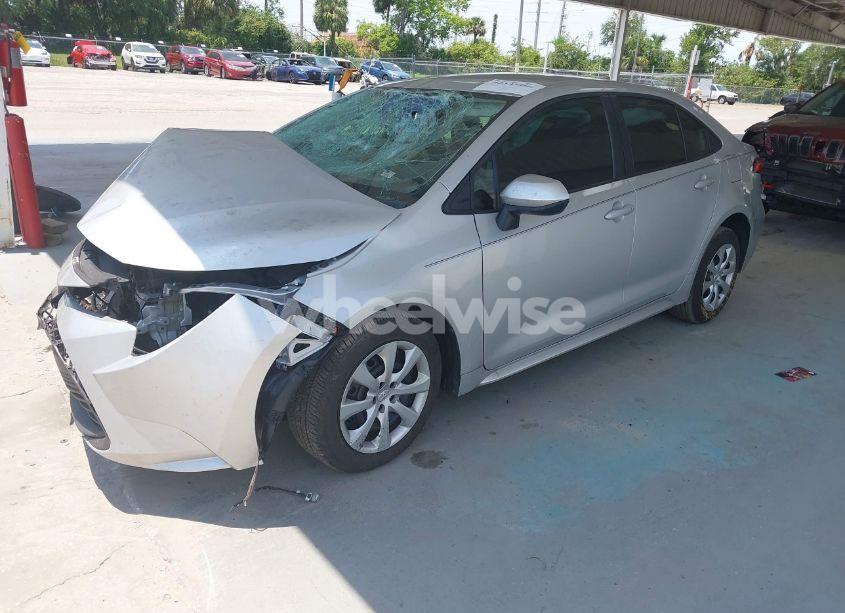 Photo 2 of 2024 Toyota Corolla LE (VIN 5YFB4MDE3RP153470)