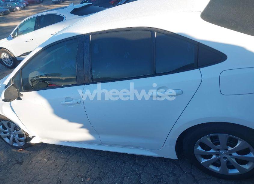 Photo 13 of 2024 Toyota Corolla LE (VIN 5YFB4MDE3RP156305)