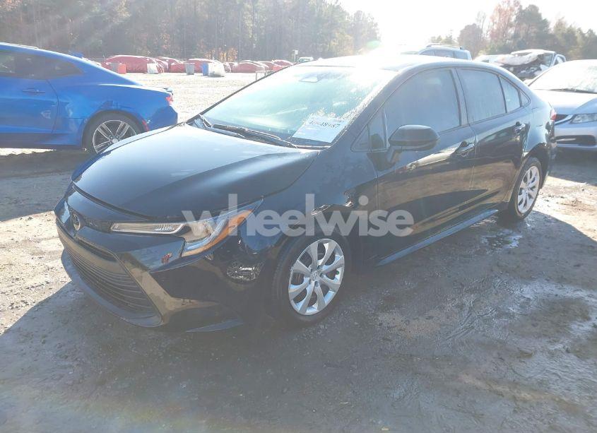 Photo 2 of 2024 Toyota Corolla LE (VIN 5YFB4MDE3RP158099)