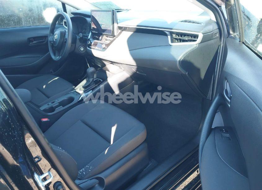 Photo 5 of 2024 Toyota Corolla LE (VIN 5YFB4MDE3RP158099)