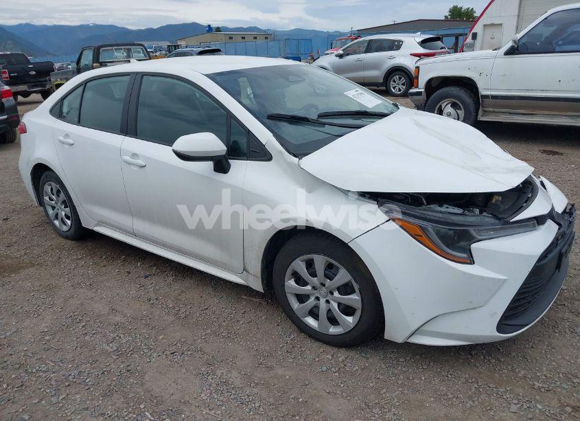 2024 Toyota Corolla LE (VIN 5YFB4MDE3RP169670) main photo