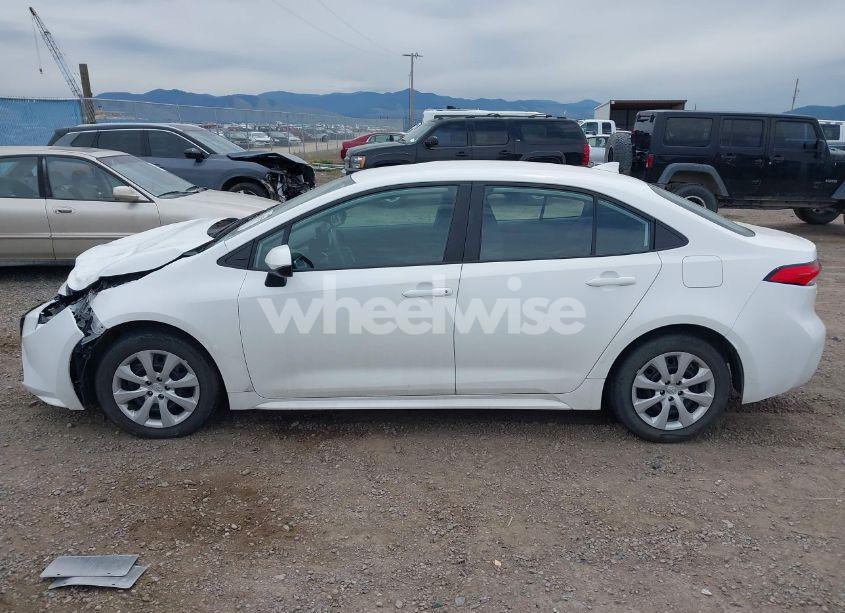Photo 13 of 2024 Toyota Corolla LE (VIN 5YFB4MDE3RP169670)