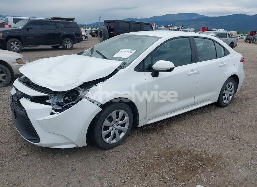 Photo 2 of 2024 Toyota Corolla LE (VIN 5YFB4MDE3RP169670)