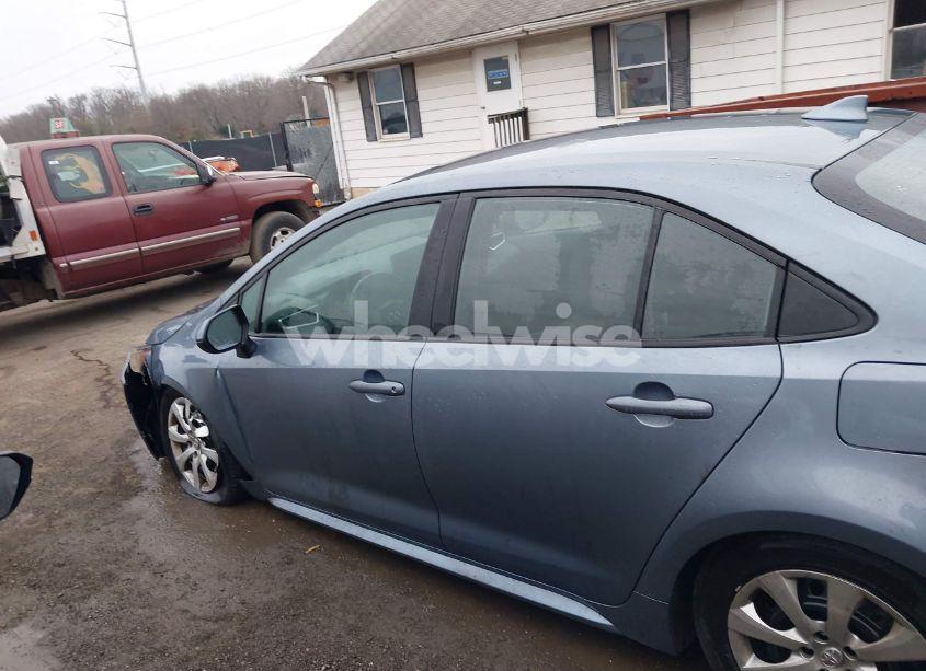 Photo 14 of 2024 Toyota Corolla LE (VIN 5YFB4MDE3RP172262)