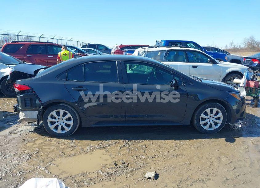 Photo 14 of 2024 Toyota Corolla LE (VIN 5YFB4MDE3RP173993)