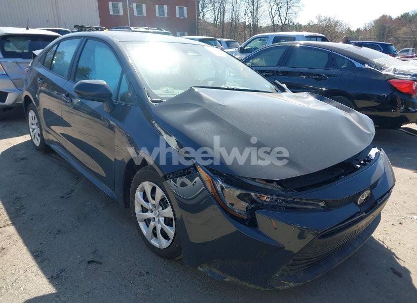 2024 Toyota Corolla LE (VIN 5YFB4MDE3RP178899) main photo