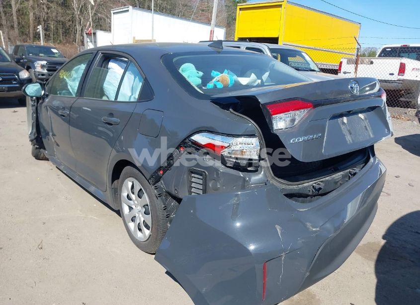 Photo 3 of 2024 Toyota Corolla LE (VIN 5YFB4MDE3RP178899)