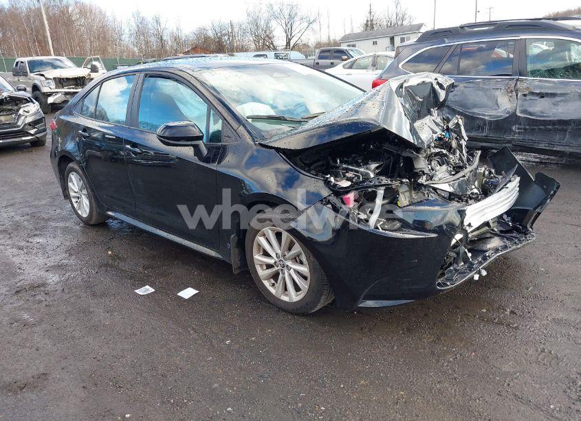 2024 Toyota Corolla LE (VIN 5YFB4MDE3RP181558) main photo