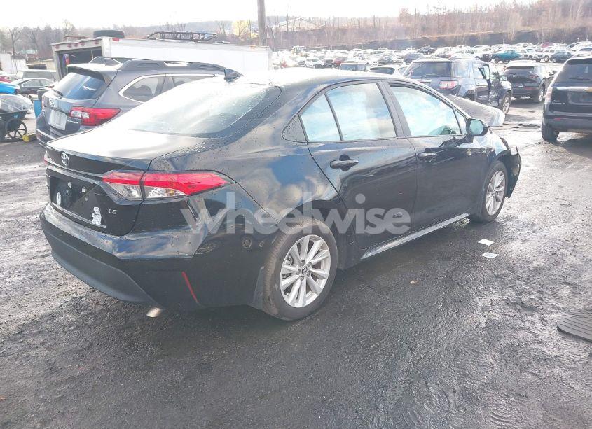 Photo 4 of 2024 Toyota Corolla LE (VIN 5YFB4MDE3RP181558)