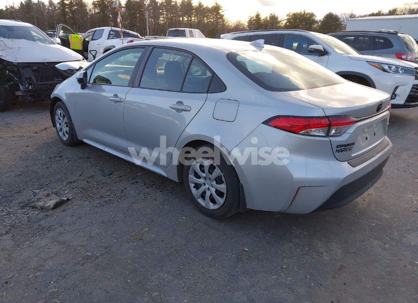 Photo 3 of 2024 Toyota Corolla LE (VIN 5YFB4MDE3RP183973)