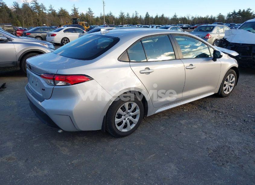 Photo 4 of 2024 Toyota Corolla LE (VIN 5YFB4MDE3RP183973)