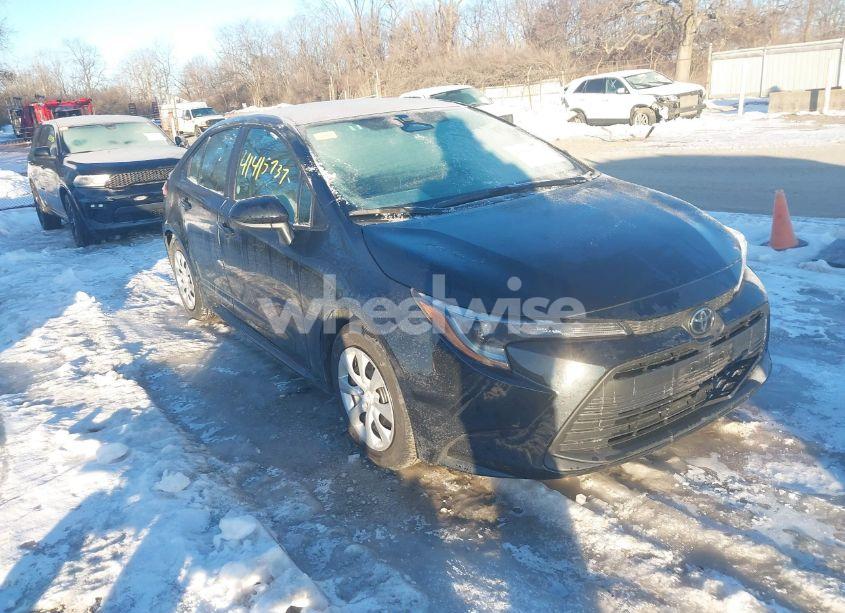 2024 Toyota Corolla LE (VIN 5YFB4MDE3RP187005) main photo