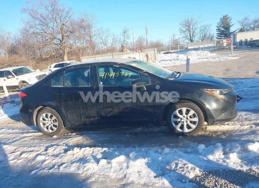 Photo 13 of 2024 Toyota Corolla LE (VIN 5YFB4MDE3RP187005)