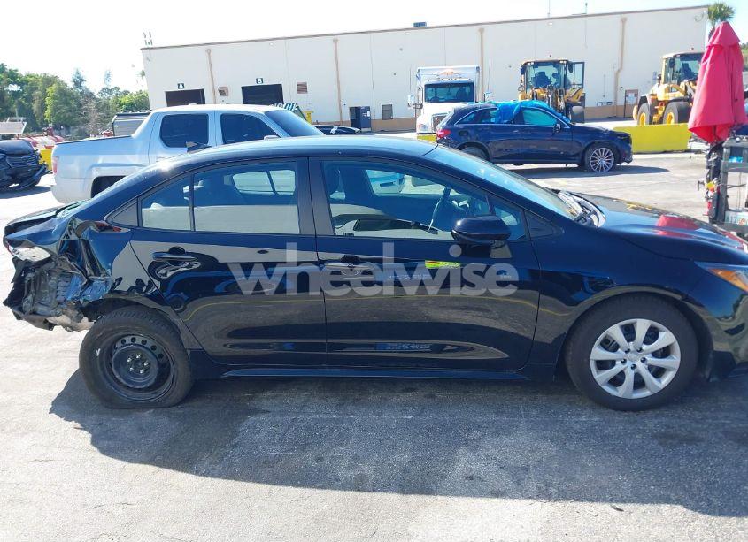 Photo 13 of 2025 Toyota Corolla LE (VIN 5YFB4MDE3SP237228)