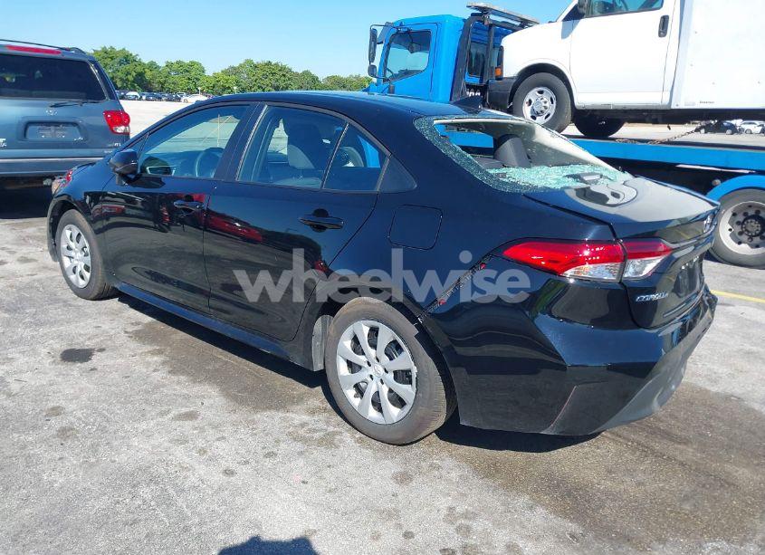 Photo 3 of 2025 Toyota Corolla LE (VIN 5YFB4MDE3SP237228)