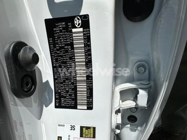 2025 TOYOTA COROLLA LE (VIN 5YFB4MDE3SP244129) main photo