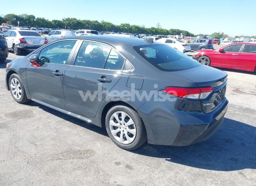Photo 3 of 2025 Toyota Corolla LE (VIN 5YFB4MDE3SP245166)