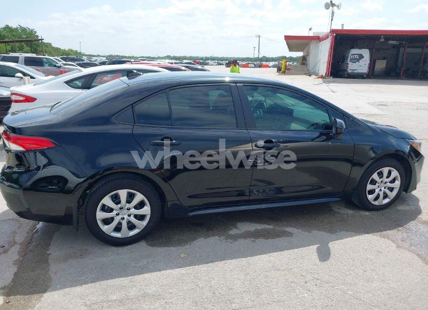 Photo 13 of 2025 Toyota Corolla LE (VIN 5YFB4MDE3SP252974)