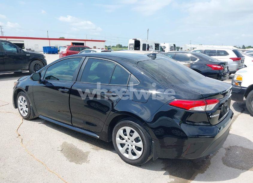 Photo 14 of 2025 Toyota Corolla LE (VIN 5YFB4MDE3SP252974)