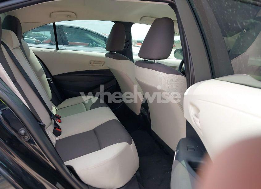 Photo 8 of 2025 Toyota Corolla LE (VIN 5YFB4MDE3SP252974)