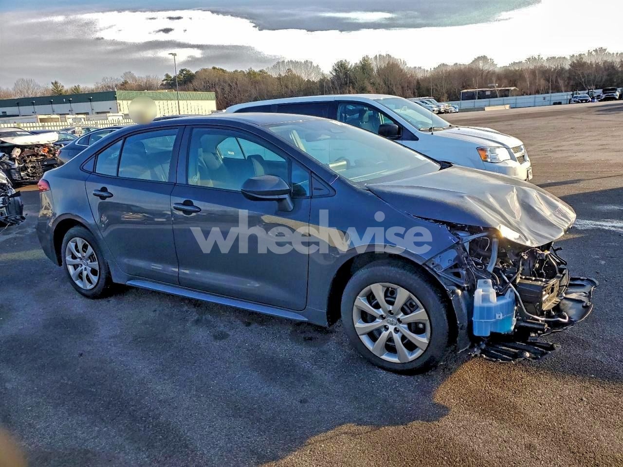 Photo 4 of 2025 TOYOTA COROLLA LE (VIN 5YFB4MDE3SP253090)