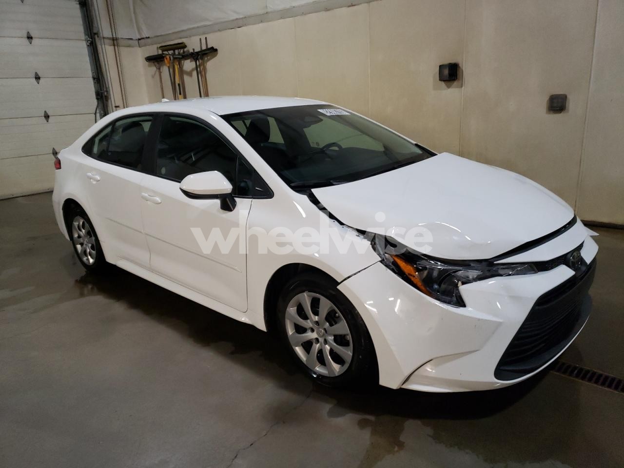 Photo 4 of 2025 TOYOTA COROLLA LE (VIN 5YFB4MDE3SP268740)