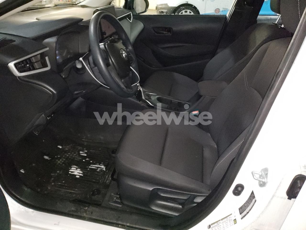 Photo 7 of 2025 TOYOTA COROLLA LE (VIN 5YFB4MDE3SP268740)