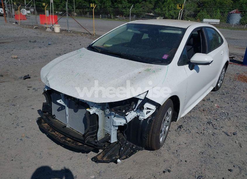 Photo 2 of 2025 Toyota Corolla LE (VIN 5YFB4MDE3SP273131)