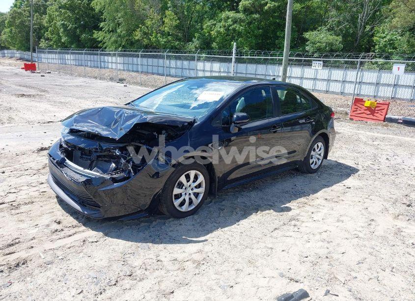 Photo 2 of 2025 Toyota Corolla LE (VIN 5YFB4MDE3SP280662)