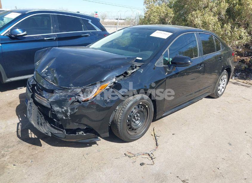 Photo 2 of 2025 Toyota Corolla LE (VIN 5YFB4MDE3SP286008)