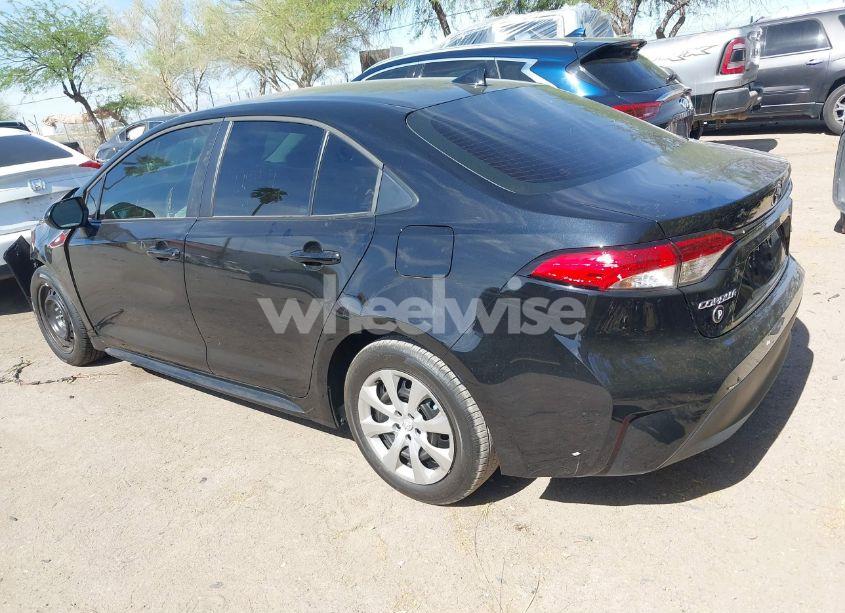 Photo 3 of 2025 Toyota Corolla LE (VIN 5YFB4MDE3SP286008)