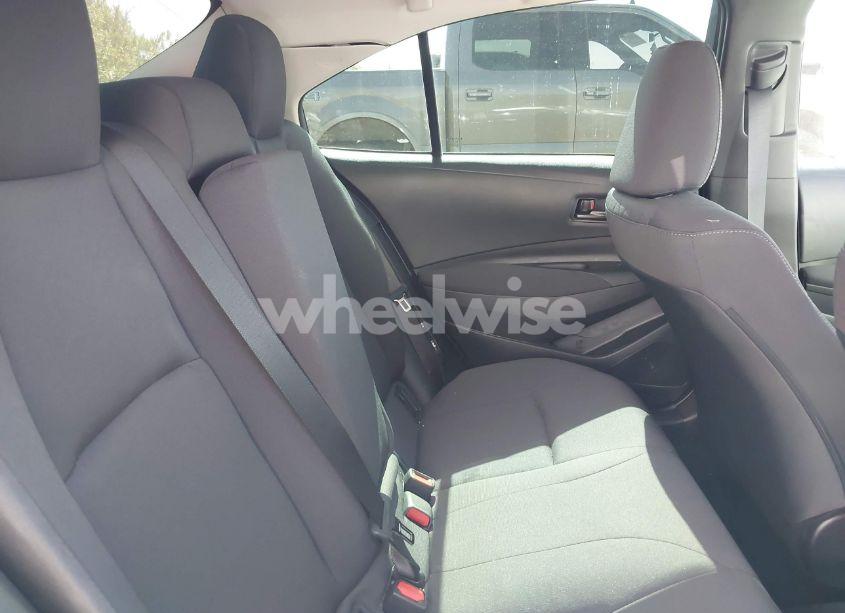 Photo 8 of 2025 Toyota Corolla LE (VIN 5YFB4MDE3SP286008)