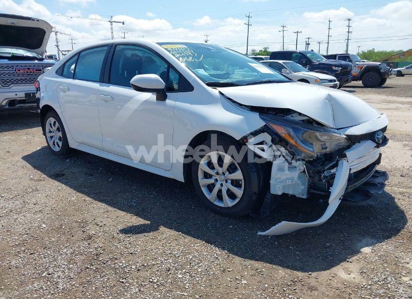 2025 Toyota Corolla LE (VIN 5YFB4MDE3SP299597) main photo