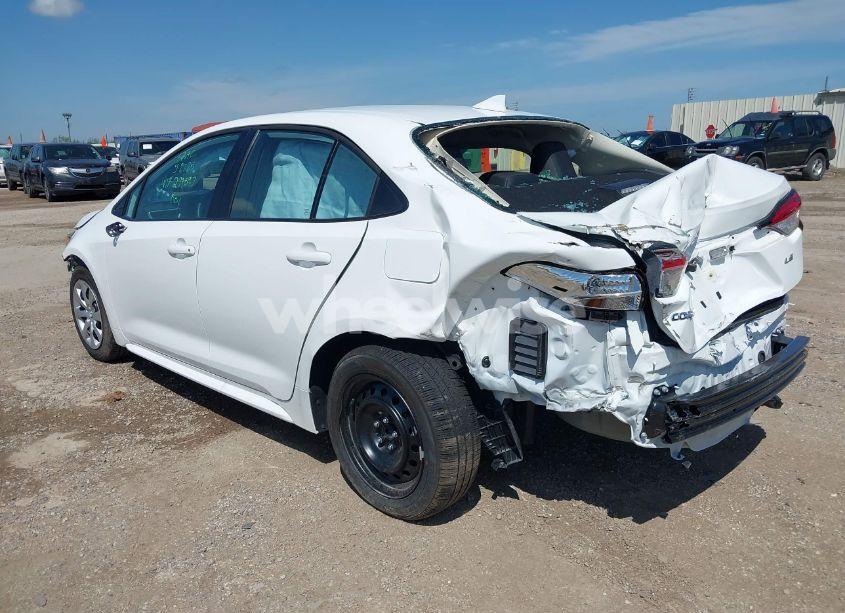 Photo 3 of 2025 Toyota Corolla LE (VIN 5YFB4MDE3SP299597)