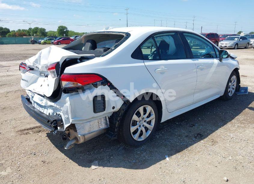 Photo 4 of 2025 Toyota Corolla LE (VIN 5YFB4MDE3SP299597)