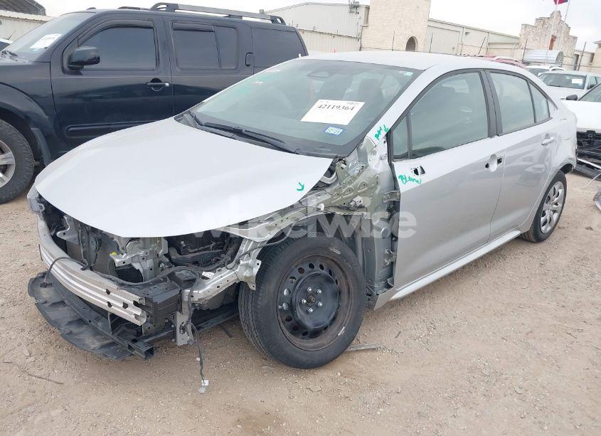 Photo 2 of 2023 Toyota Corolla LE (VIN 5YFB4MDE4PP006958)