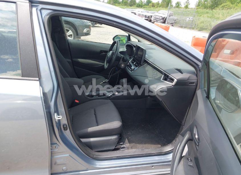 Photo 5 of 2023 Toyota Corolla LE (VIN 5YFB4MDE4PP024991)
