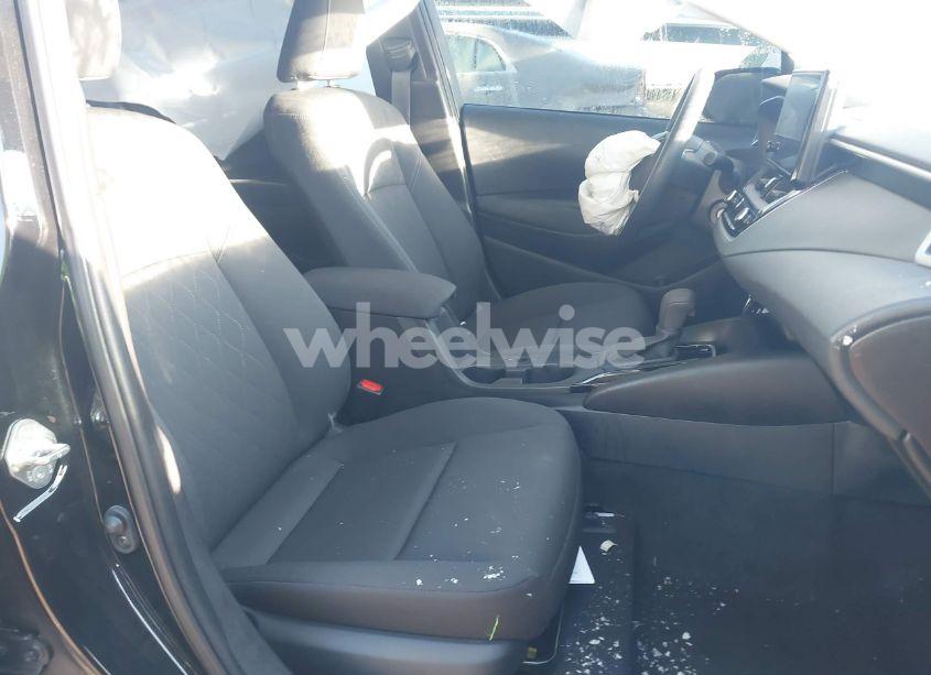 Photo 5 of 2023 Toyota Corolla LE (VIN 5YFB4MDE4PP037045)