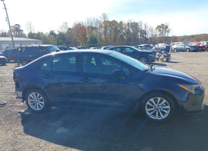 Photo 14 of 2023 Toyota Corolla LE (VIN 5YFB4MDE4PP077710)