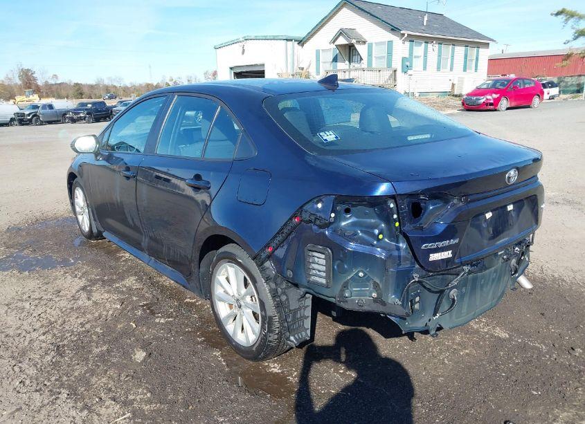 Photo 3 of 2023 Toyota Corolla LE (VIN 5YFB4MDE4PP077710)