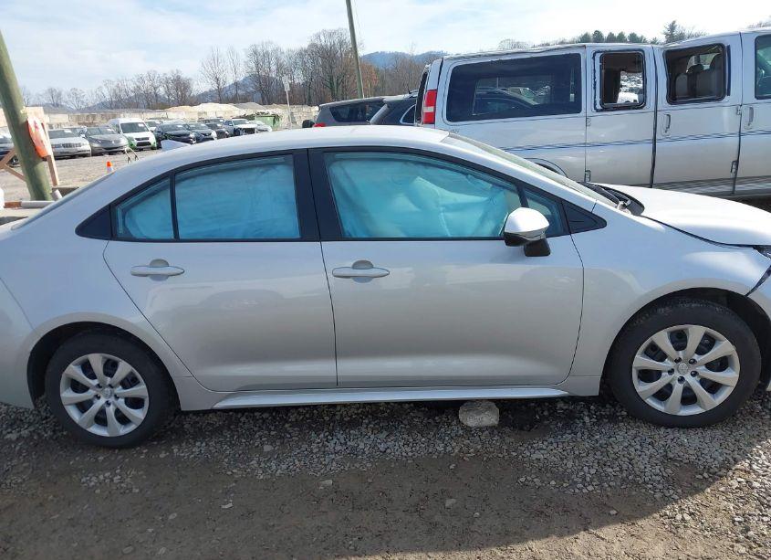 Photo 13 of 2024 Toyota Corolla LE (VIN 5YFB4MDE4RP085096)