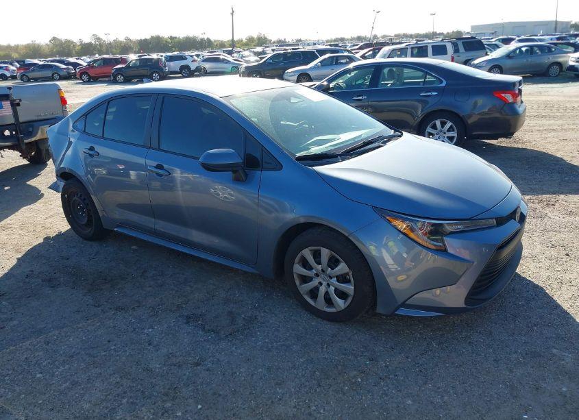 2024 Toyota Corolla LE (VIN 5YFB4MDE4RP088080) main photo