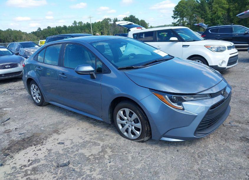 2024 Toyota Corolla LE (VIN 5YFB4MDE4RP100602) main photo