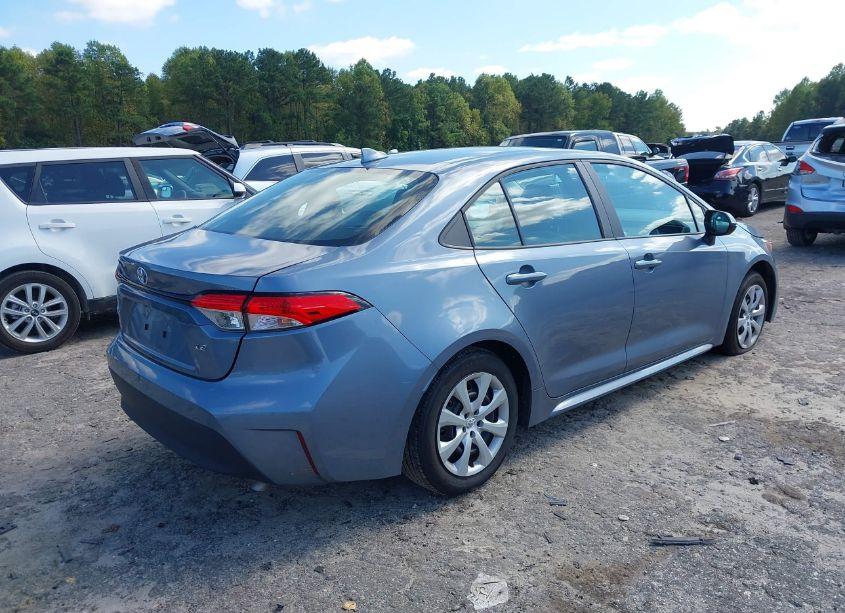 Photo 4 of 2024 Toyota Corolla LE (VIN 5YFB4MDE4RP100602)