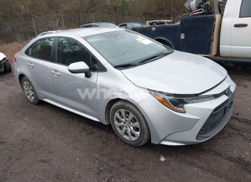 2024 Toyota Corolla LE (VIN 5YFB4MDE4RP116587) main photo