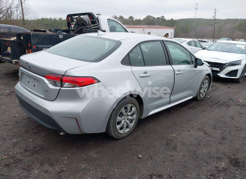 Photo 4 of 2024 Toyota Corolla LE (VIN 5YFB4MDE4RP116587)