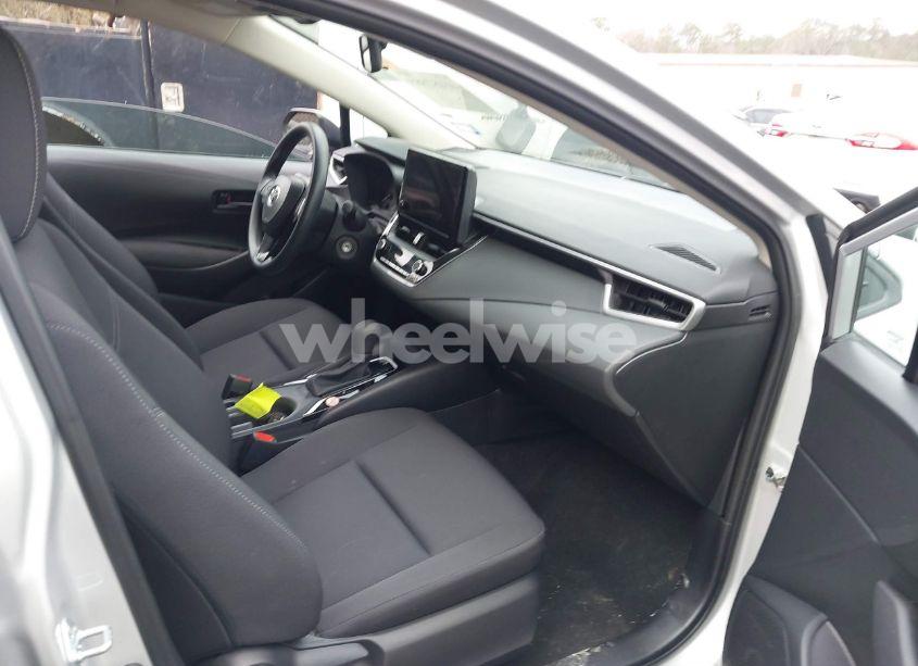 Photo 5 of 2024 Toyota Corolla LE (VIN 5YFB4MDE4RP116587)