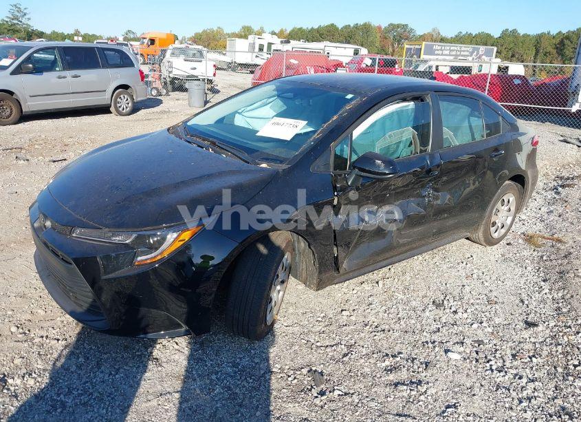 Photo 2 of 2024 Toyota Corolla LE (VIN 5YFB4MDE4RP133079)