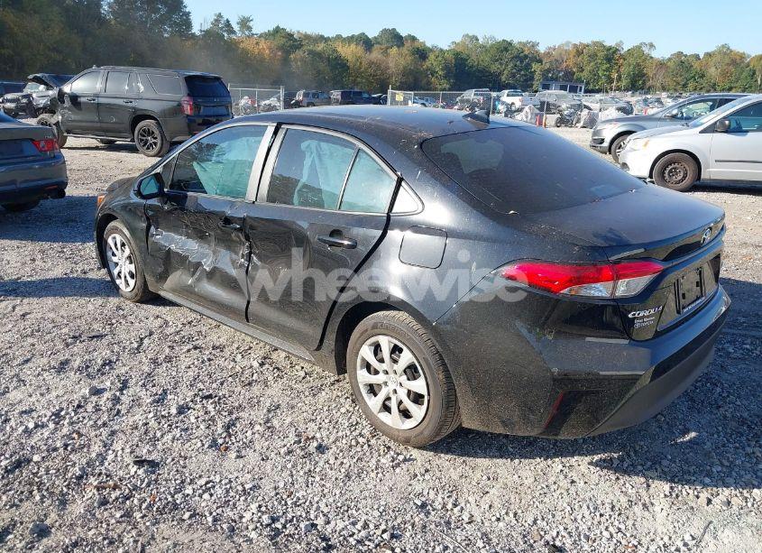 Photo 3 of 2024 Toyota Corolla LE (VIN 5YFB4MDE4RP133079)